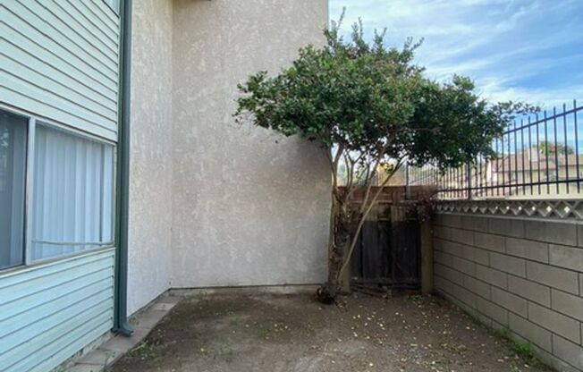 2 beds, 2 baths, $2,150