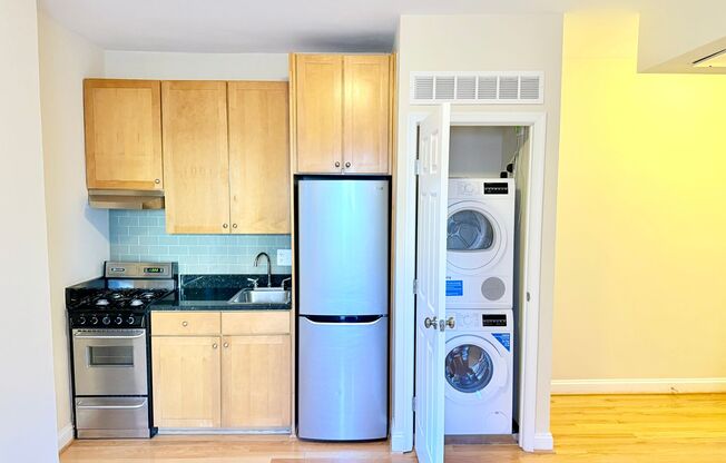 Studio, 1 bath, 337 sqft, $1,895, Unit H107