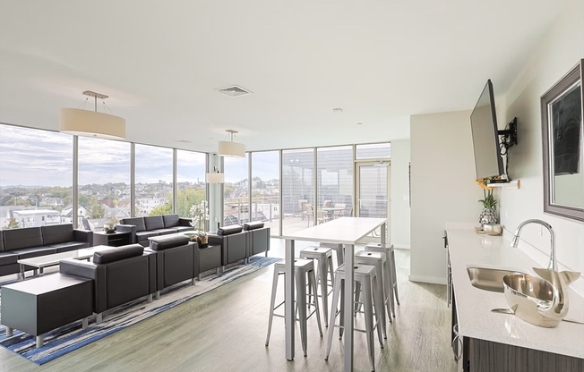 2 beds, 2 baths, 1,064 sqft, $3,450, Unit 2-10