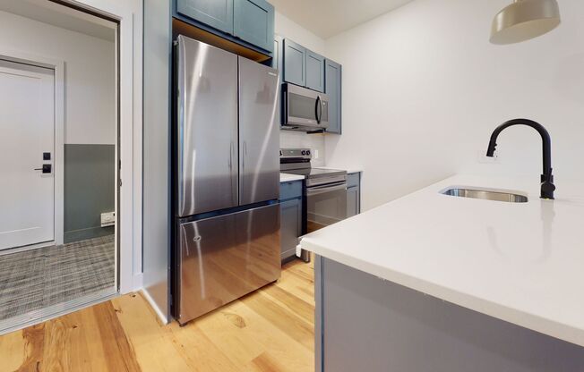 1 bed, 1 bath, 571 sqft, $1,450, Unit 312