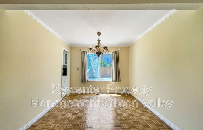 1293 KNOLLVIEW DR