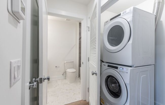 1 bed, 1 bath, 650 sqft, $1,524, Unit 402