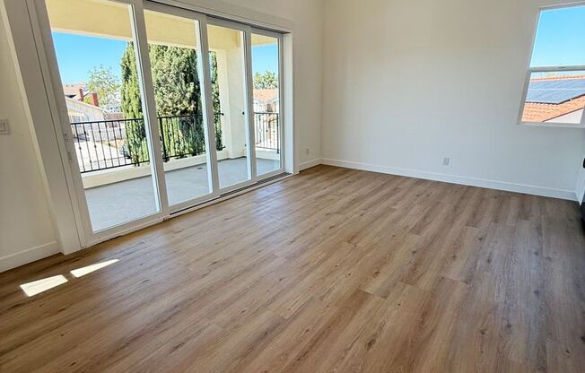 Gorgeous 1 Bed/1 Bath Upstairs unit, all new construction in Mira Mesa!