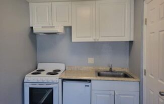 Studio, 1 bath, 288 sqft, $1,100, Unit 506