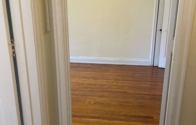 1 bed, 1 bath, 617 sqft, $1,850, Unit Wellington 208