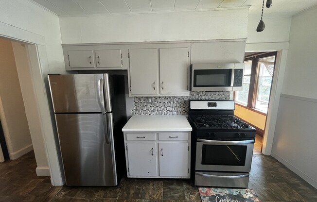 22 KAHLER AVE