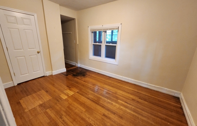 1 bed, 1 bath, 700 sqft, $2,000, Unit 2