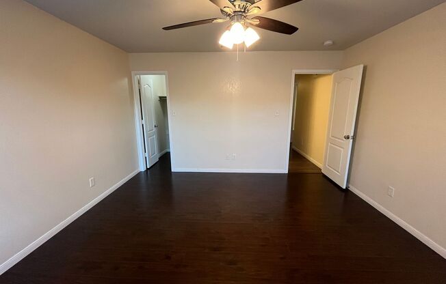 3 beds, 2 baths, $1,500