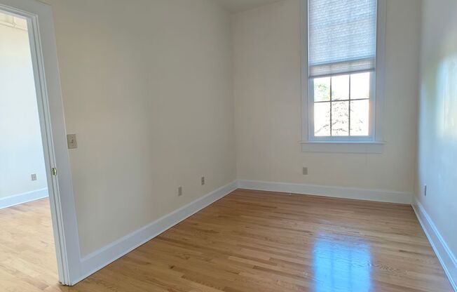 1 bed, 1 bath, 500 sqft, $1,550, Unit O-307