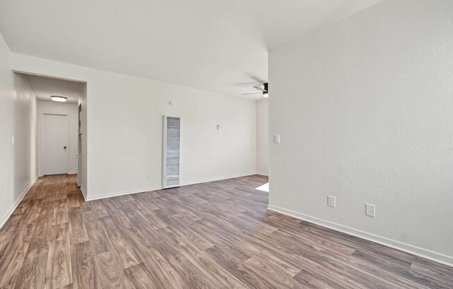 Evergreen Ave Apartments
