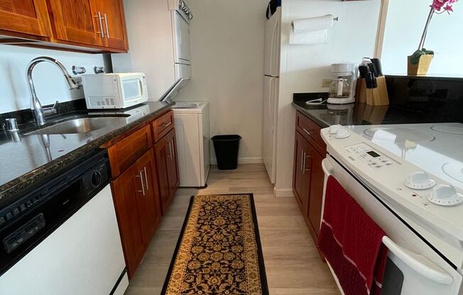 2 Bed 2 Bath 1 Parking at Marco Polo Apartments!!!