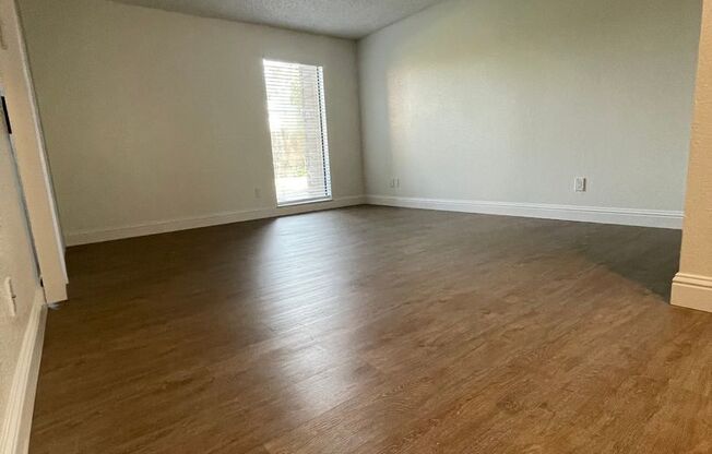 1 bed, 1 bath, 665 sqft, $1,470, Unit 1858-105