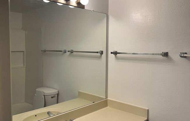 2 beds, 2 baths, $1,295