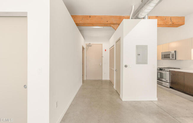 1 bed, 1 bath, 680 sqft, $2,850, Unit 124