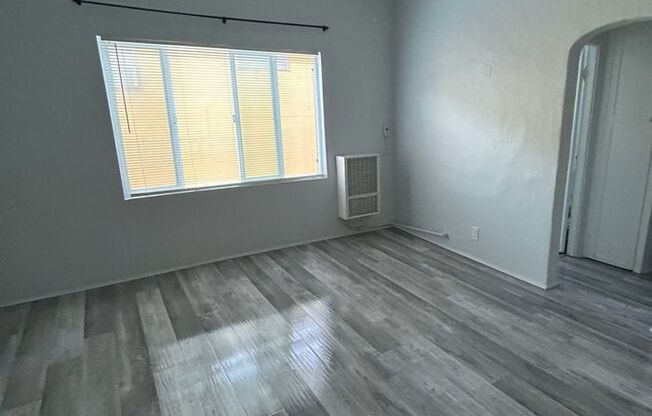 Studio, 1 bath, 425 sqft, $1,295, Unit 104