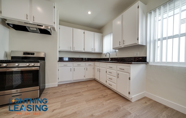 6135 1/2 SATURN ST