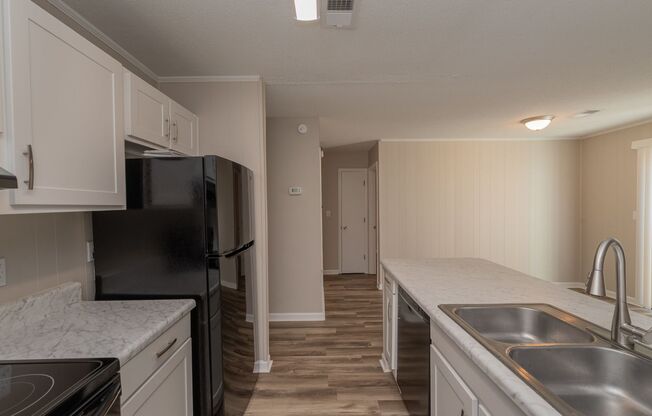 2 beds, 1 bath, $950, Unit Apt. A1