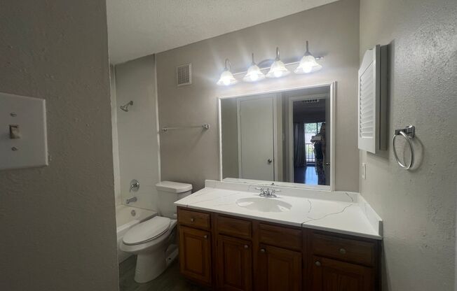 2 beds, 2 baths, $1,695