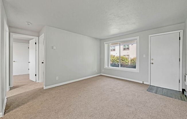 2 beds, 1 bath, $1,195, Unit 156