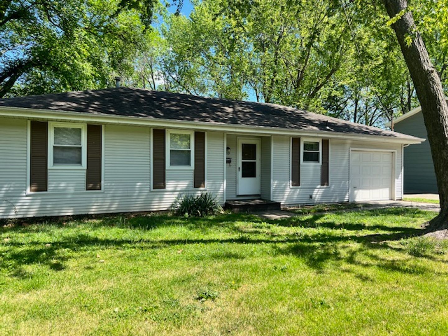 Updated 3 bedroom home near Bass Pro