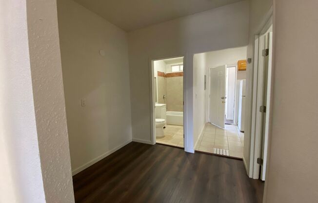 2 beds, 1 bath, $1,350