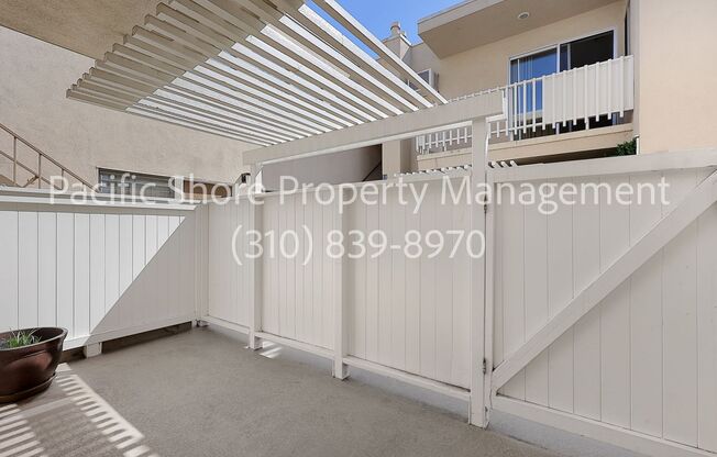 868 West Knoll Apartments