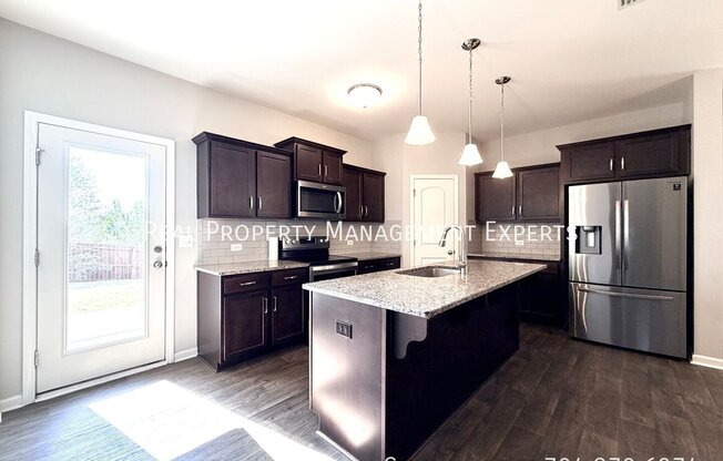 1062 RIV HVN AVE SW
