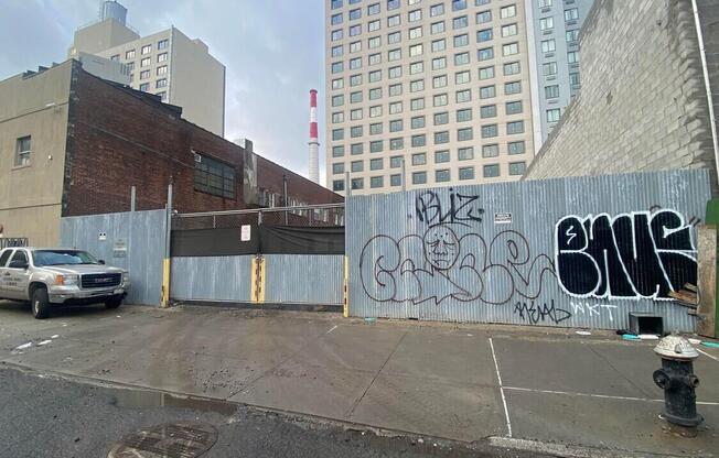 38 22 10 ST