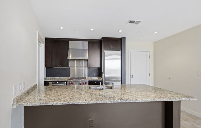 2 beds, 2 baths, $3,495, Unit Unit 2207