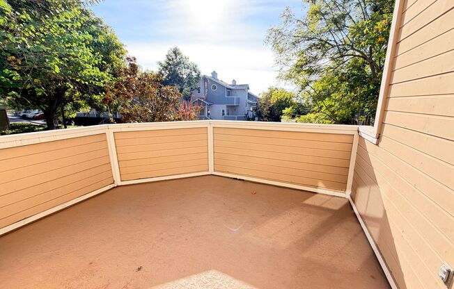 3 Bed / 3 Bath Townhome in Scripps Ranch