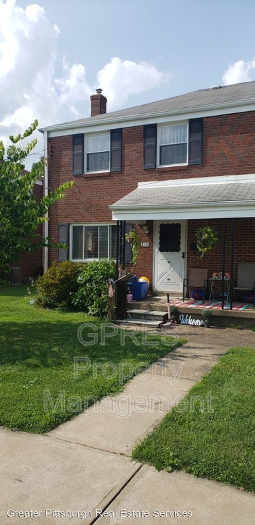 1403-1405 Spruce St.