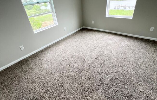 2 beds, 2 baths, 950 sqft, $1,740, Unit 2111-10 R