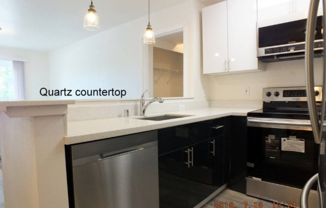 12544 15 AVE NE