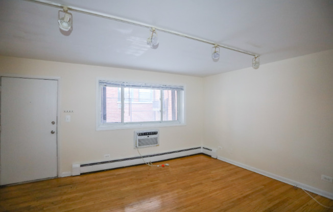 528 WELLINGTON