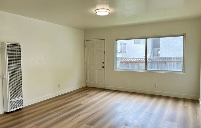 Linda Vista, 2 Bedrooms/1 Bath, Downstairs Apartment, Pet Friendly, One Parking Space.