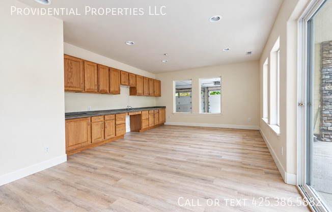 1722 264 AVE NE