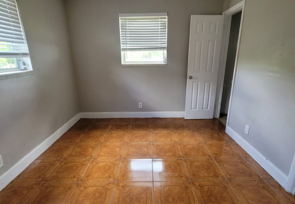 2576 NORTHWEST 64 TERRACE