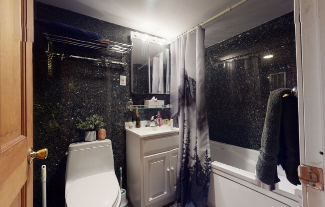 4 beds, 2 baths, $10,500, Unit 2FL