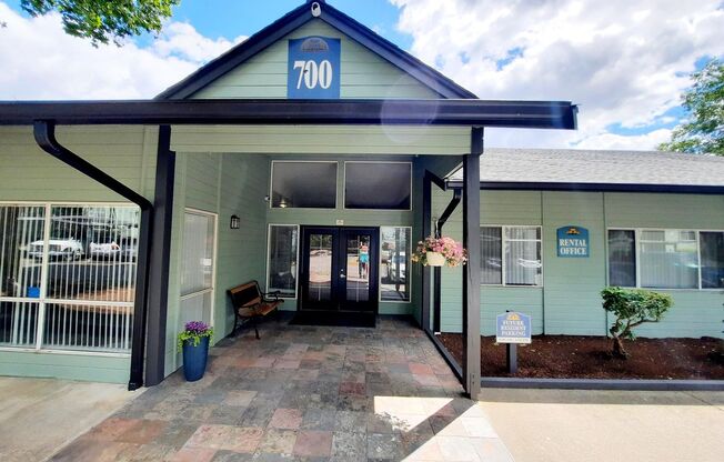 1 bed, 1 bath, 622 sqft, $1,425, Unit 132