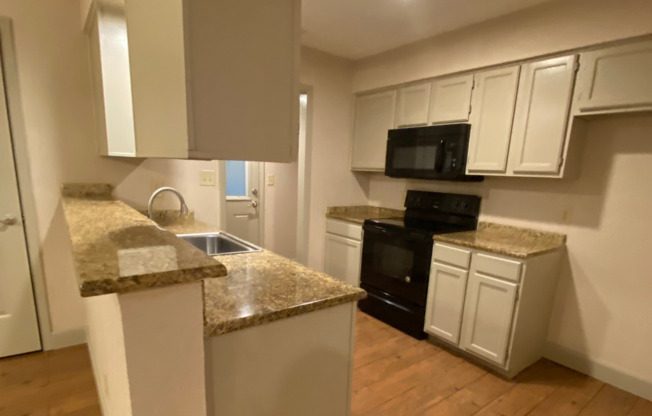 3/2.5/2 Townhome style duplex in Frisco