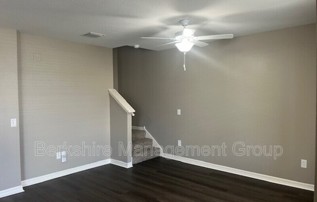 4924 CACTUS NEEDLE LN