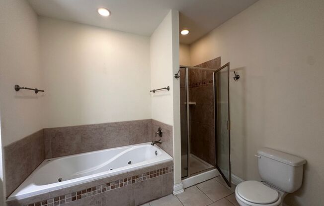 3 beds, 2 baths, $2,100