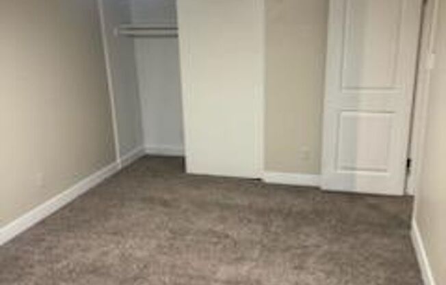 2 beds, 1 bath, $1,600