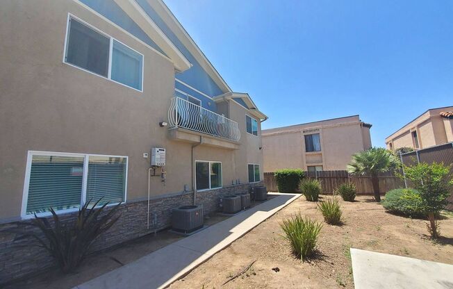 Laurel Street Apts