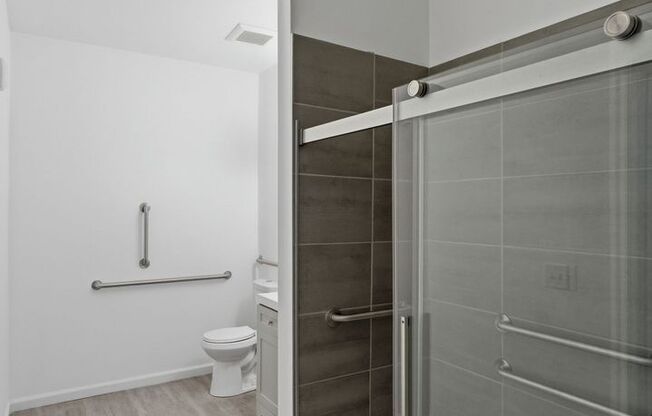 2 beds, 1.5 baths, 850 sqft, $1,299, Unit C3