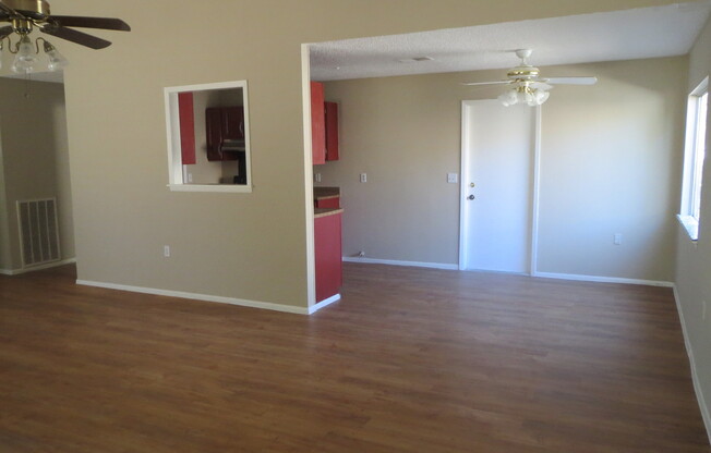 3 beds, 2 baths, $1,495