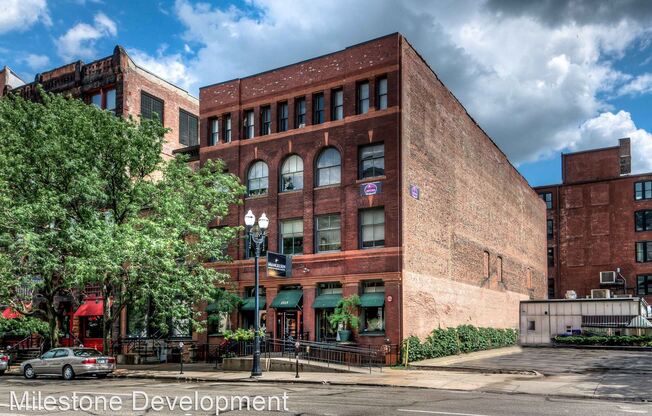 1115 Harney Street