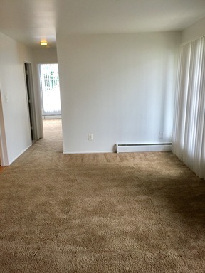 2 beds, 1 bath, 950 sqft, $1,295, Unit #36