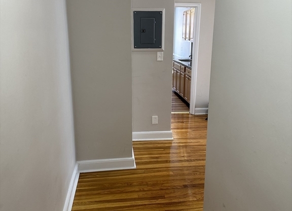 1 bed, 1 bath, 750 sqft, $2,650, Unit 411