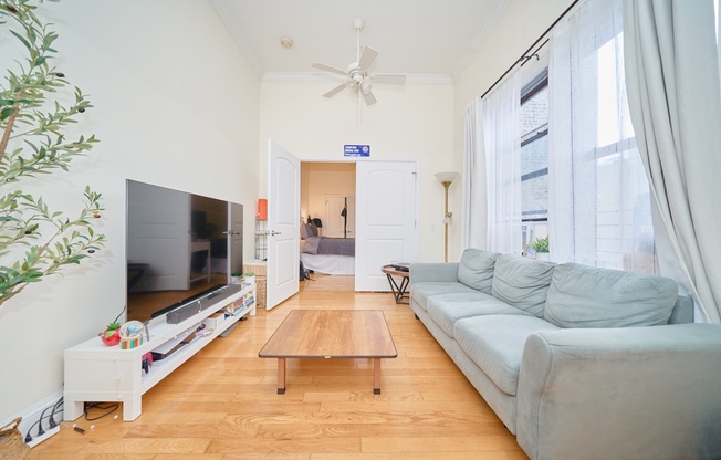 560 W 144 ST